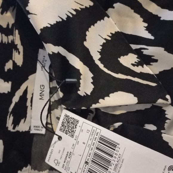 🖤Mango Paisley Print Satin Blouse, NWT 8 - Picture 6 of 7